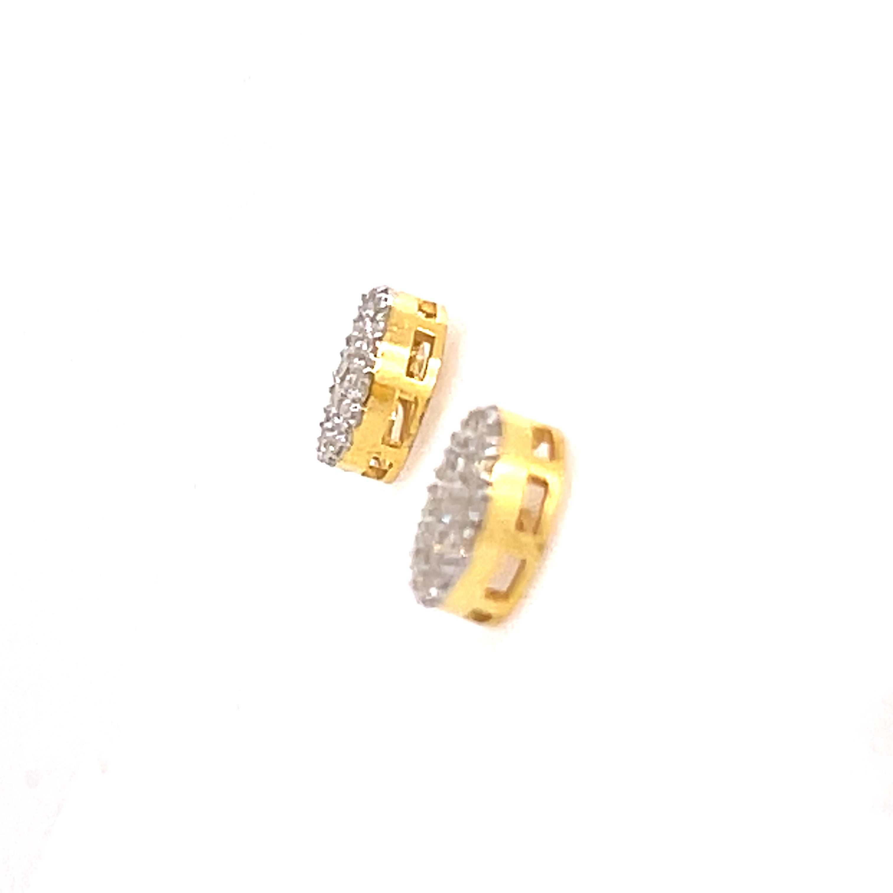 10K Yellow Gold 2/3 Ct.Tw. Diamond Round Shape Stud Earrings