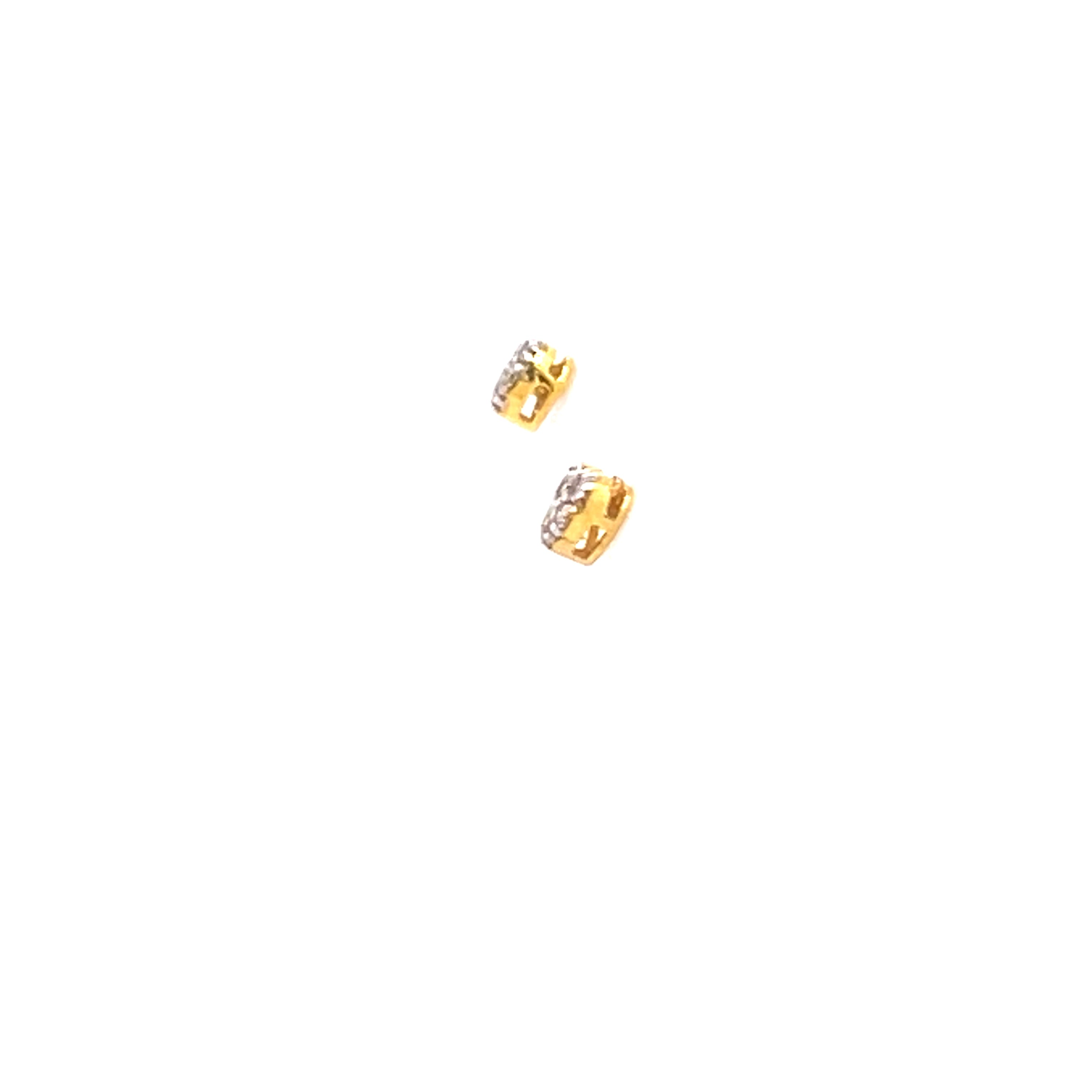 10K Yellow Gold 1/10 Ct.Tw. Diamond Heart Shape Stud Earrings