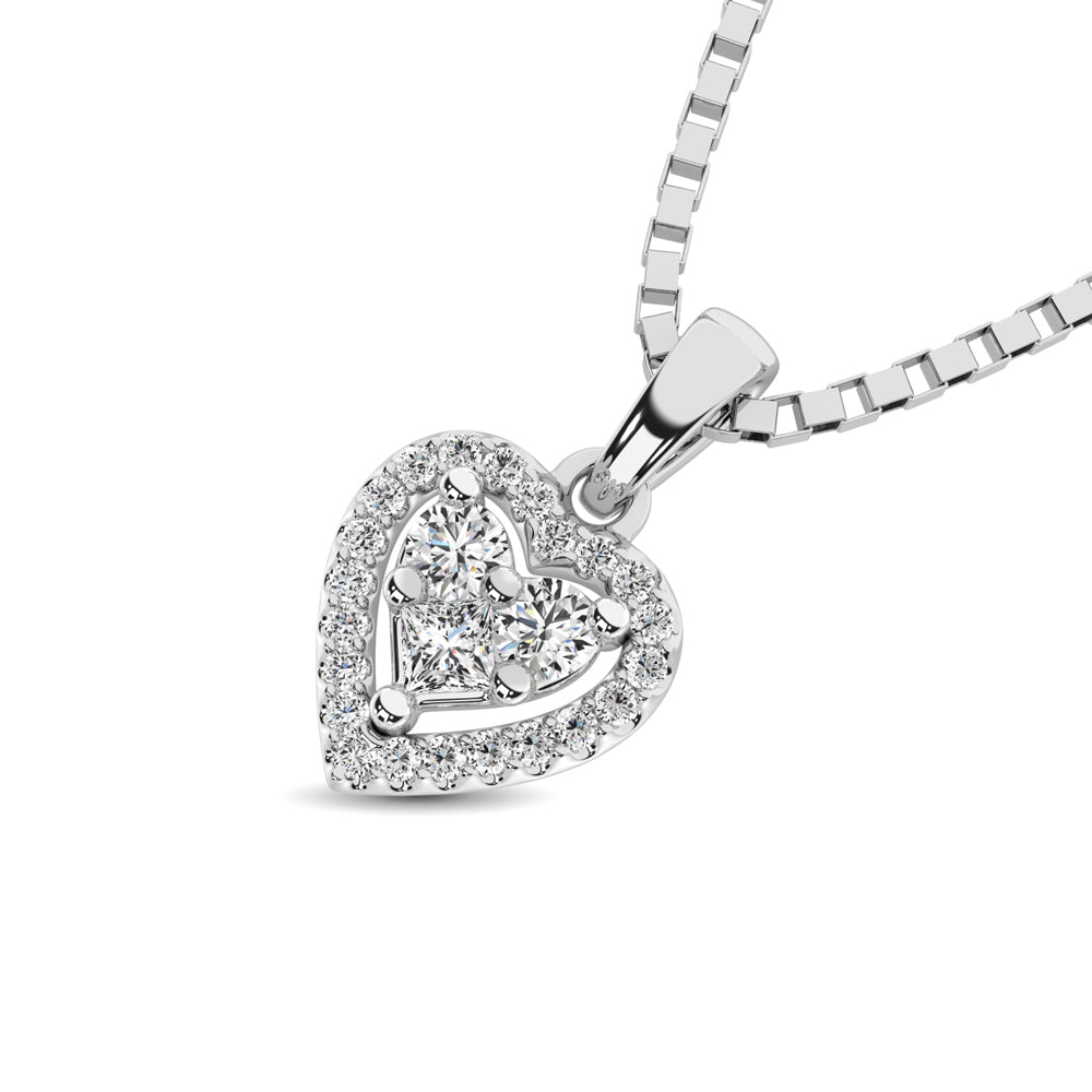 10K White Gold 1/6 Ct.Tw. Diamond Heart Pendant